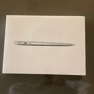 MacBook Air 13-inch